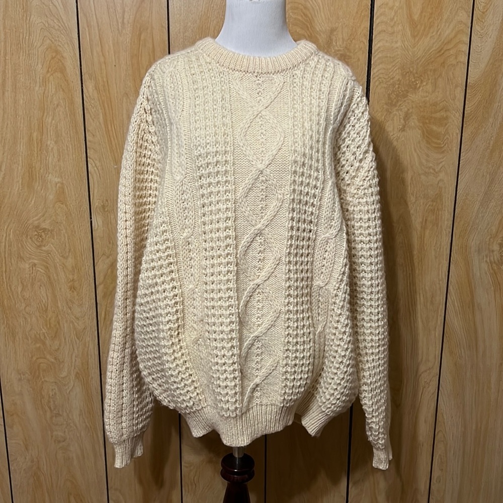 ❗️SOLD❗️ Handcrafted Irish Fisherman Sweater